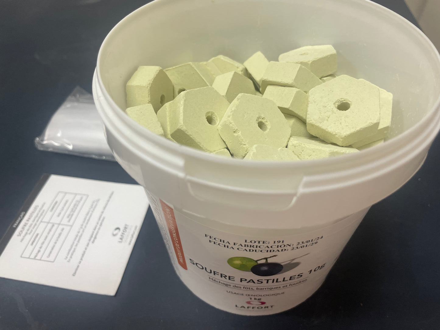 Bote pastillas azufre 10 gr. 100 unidades para quemar